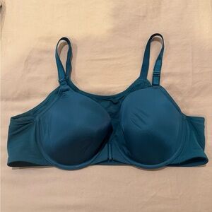 Torrid Front closure back smoothing bra 40B